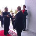 Vladivostoke pirmą kartą susitiko Putinas ir Kim Jong Unas