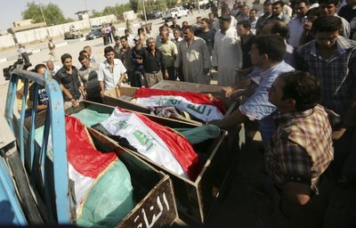 Irake kovotojai nužudė 22 šiitų maldininkus