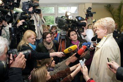 Dalia Grybauskaitė ir reporteriai