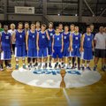Tarptautinio krepšinio turnyro taurė iš Prienų iškeliavo į Sankt-Peterburgą