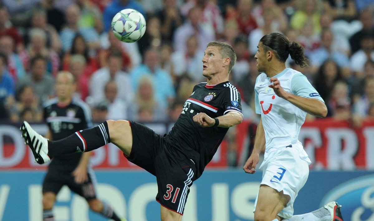 Bastianas Schweinsteigeris ("Bayern") ir Ricardo Rodriguezas ("Zurich") 