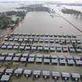 Bangladešą ir Indiją užklupusio ciklono aukų skaičius išaugo iki 65