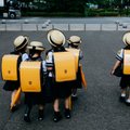 Mokyklos, kuriose berniukai mokomi siūti, o mokytojas yra bičiulis: kuo Japonijos mokyklos skiriasi nuo europietiškų