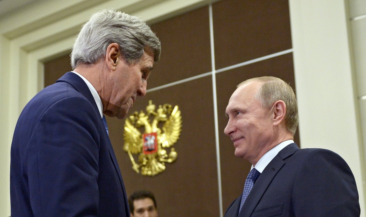 John Kerry and Vladimir Putin