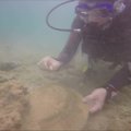 Izraelio archeologai būsimojo dujotiekio vietoje po vandeniu rado senovės lobių