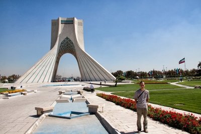 Teheranas, Azadi aikštė