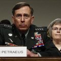 B.Obama: D.Petraeuso sekso skandalas nekelia pavojaus JAV