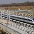Kinija pagerino greitųjų traukinių rekordą.