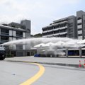 Honkongo oro uostas atšaukė visus skrydžius, policija demonstruoja vandens patrankas