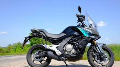 „CF Moto 650MT“ testas: naujas motociklas už naudoto kainą