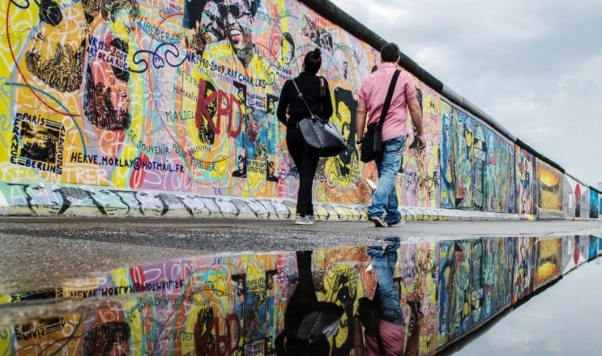 Berlyno siena po 25-erių metų