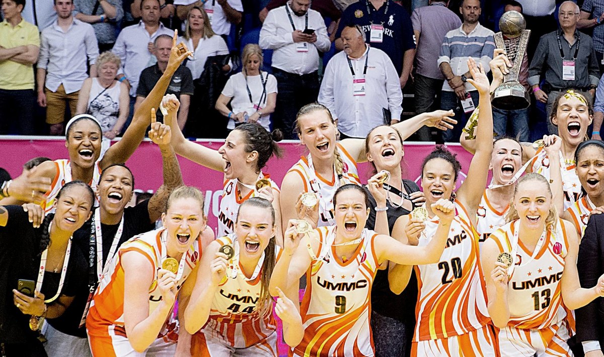 Moterų Eurolygos čempionės UGMK krepšininkės