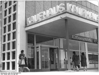 Prekybos centras Kotbuse, Rytų Vokietija. 1967