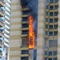 В Дубае произошел пожар в одном из крупных высотных зданий
