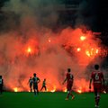 „Hertha“ ekipa iškrito iš „Bundesliga“ čempionato, o stadione kilo masiniai neramumai