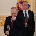 Borrellis: Putinas ir Lavrovas įtraukti į ES sankcijų sąrašą