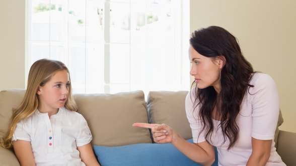 Psichoterapeutė patarė, kaip reaguoti į vaikų pyktį, kaprizus ir ašaras: padėsite ir sau, ir savo atžalai