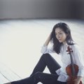 Pasaulinio garso smuikininkė Akiko Suwanai koncertuos Vilniuje