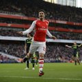 O. Giroud įvarčiai išvedė „Arsenal“ į FA taurės ketvirtfinalį