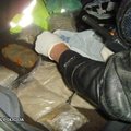Nufilmuota sulaikymo operacija: tadžikai į Vilnių atvežė heroino beveik už milijoną eurų