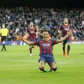 „Barcelona“ futbolo klubą į pergalę vedė A. Sanchezas