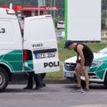 Vilniuje „Volvo“ rėžėsi į stovintį vilkiką: paaiškėjo, kad avarijos kaltininkas visiškai girtas