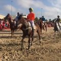 Paplūdimyje vyko vienos seniausių pasaulyje žirgų lenktynių