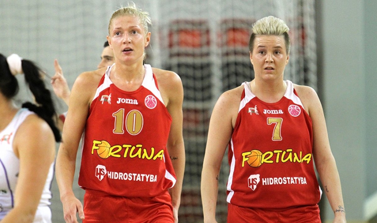 Monika Grigalauskytė ir Marina Solopova ("Hoptrans-Sirenų" klubo nuotr.)