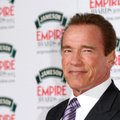 Arnoldas Schwarzeneggeris paragino mažiau valgyti mėsos