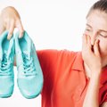 Septyni paprasti būdai panaikinti nemalonų sportbačių kvapą