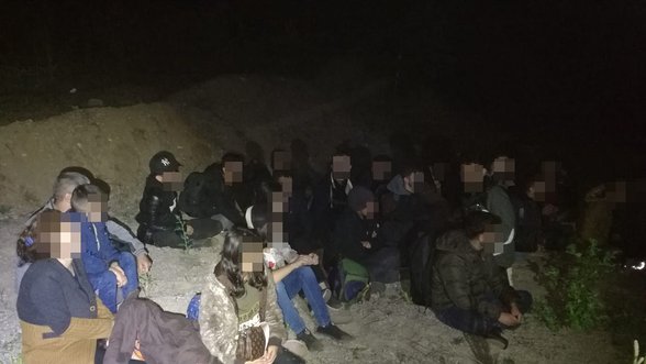 Nine illegal migrants detained after crossing from Belarus