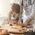Kaip išmokyti vaikus gaminti maistą patiems: restorano šefė pateikė patarimų