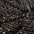 Lenkijos parlamentas nesutiko visiškai uždrausti abortų