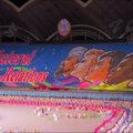 Bepiločiai ir gimnastai – žaidynės Šiaurės Korėjoje skelbia susitaikymą su tarptautine visuomene