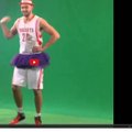 D. Motiejūnas per „Rockets“ klubo žiniasklaidos dieną stebino savo apdarais ir šokiu