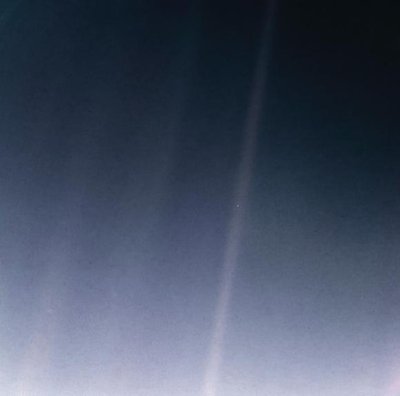 Žemė, kurią įamžino Voyager 1 zondas. Pale Blue Dot. NASA/VOYAGER 1 nuotr.