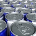 Siūlo įstatymu pažaboti energinių gėrimų vartojimą nepilnamečiams