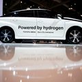 Mokslininkai išsprendė vandenilinių automobilių problemą – jie gali pakeisti hibridus