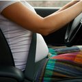 Būdama nėščia, padarė žioplą klaidą prie vairo: vos išvengė tragedijos, tad įspėja kitas būsimas mamas