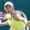 WTA serijos „Family Circle Cup“ moterų teniso turnyre favoritės sėkmingai įveikė antrą ratą