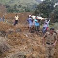 Šri Lankoje nuošliauža palaidojo gyvus žmones