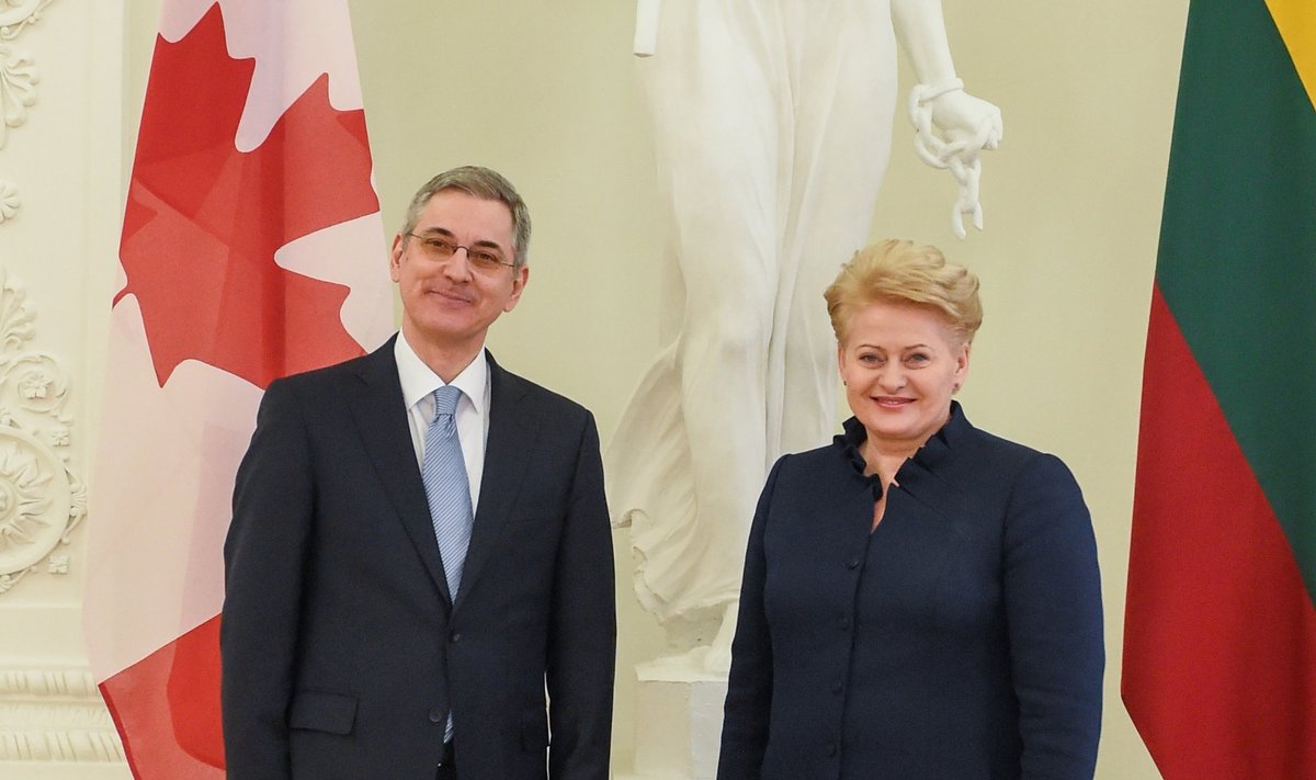 Presentation of credentials by Canada’s ambassador to Lithuania Alain Hausser. Official photos by Robertas Dačkus