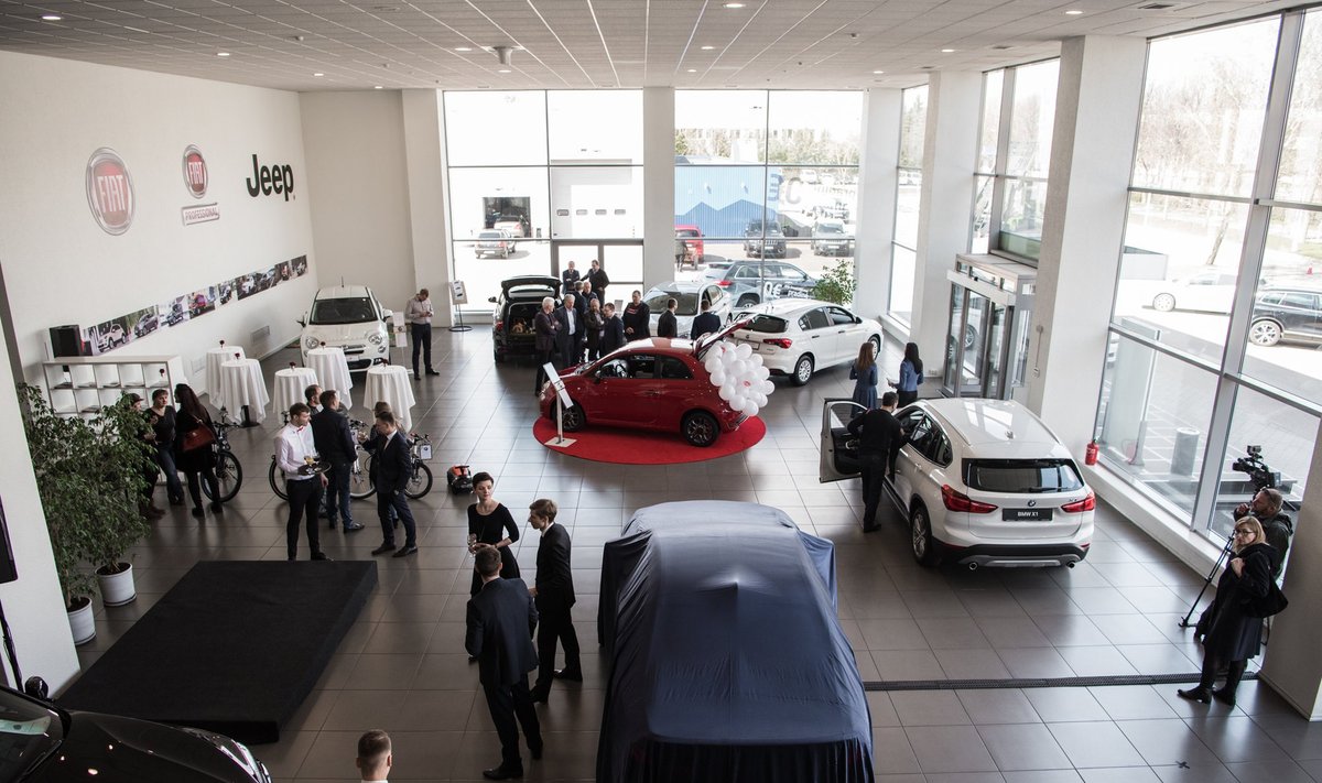 Marijampolėje atidarytas BMW, "Fiat" ir "Jeep" salonas