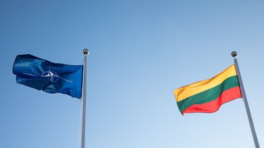 Lietuvos narystės NATO jubiliejinė sukaktis: kaip jaunimas vertina prieš 20 metų priimtus sprendimus?