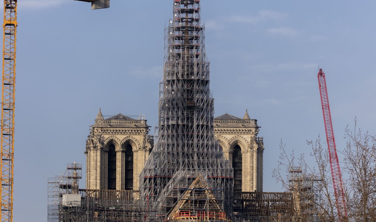 Paryžiaus Dievo Motinos katedra