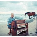 Į Palangos paplūdimį pianiną ir žirgą atsigabenęs V. Bareikis sukūrė kai ką ypatingo