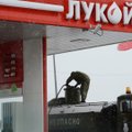 Rusijos šiaurėje nuskendus naftininkų visureigiui žuvo septyni žmonės