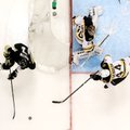 NHL: „Bruins“ klubas antrą kartą nugalėjo „Penguins“ ekipą