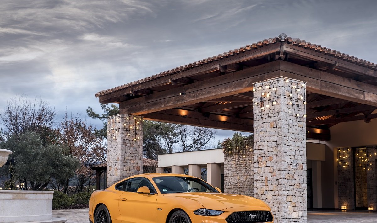 "Ford Mustang" tapo geriausiai parduodamu sportiniu automobiliu pasaulyje