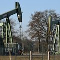 OPEC+ susitarė gerokai sumažinti naftos gavybą